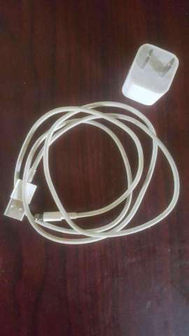 Vendo Cargador de iPhone Vendo Cargador de iPhone