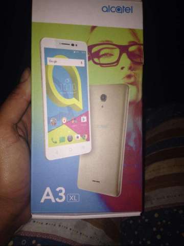 Vendo Alcatel A3Xl Vendo Alcatel A3Xl