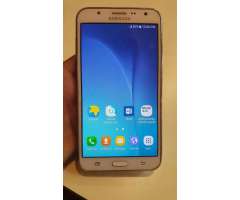 Samsung Galaxy J7 Duos Blanco