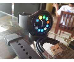 Samsung Gear S2 Smartwatch, full accesorios, estado 10 de 10