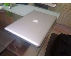 MacBook Pro 13plg Late 2011, intel Core i5, RAM 4GB, Disco Duro 500GB, sin detalles