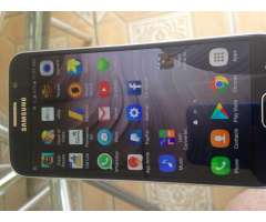 Samsung Galaxy S6 liberado, original ATT. Rajadita en la pantalla