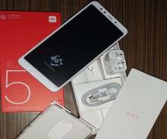 Xiaomi Redmi 5 5.7 en Santa Ana