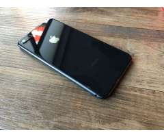 GANGA VENDO 2 IPHONE 8 PLUS DE 64GB LEA