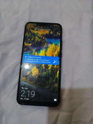 Huawei Mate 20 Lite Huawei Mate 20 Lite