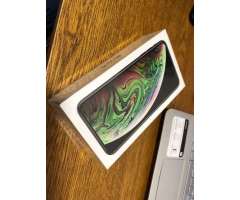 VENDO IPHONE XS MAX  NUEVO  256GB GRAY PARA LIBERADO DE FABRICA PRECIO 1100 FIJOS FIJOS