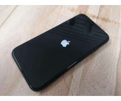 iPhone Xr Tigo 64gb