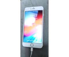 iPhone 6s Plus con Detalle de Cristal