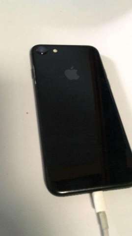 iPhone 7 Jet Black de 128Gb Liberado iPhone 7 Jet Black de 128Gb Liberado