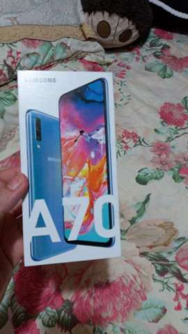 Samsung A70 Duos Samsung A70 Duos