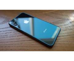 VENDO IPHONE XS NORMAL 256GB LIBERADO DE FABRICA 10 DE 10  PRECIO 750 FIJOS NO CAMBIOS